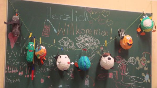 LaternenKunst selbstgemachte originelle, lustige Laternen aus Pappmache